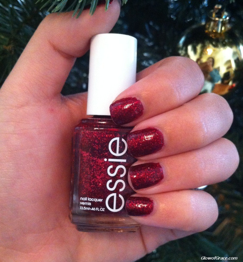 Red Christmas nails - inspiration | SPN Nails Blog - SPN Nails